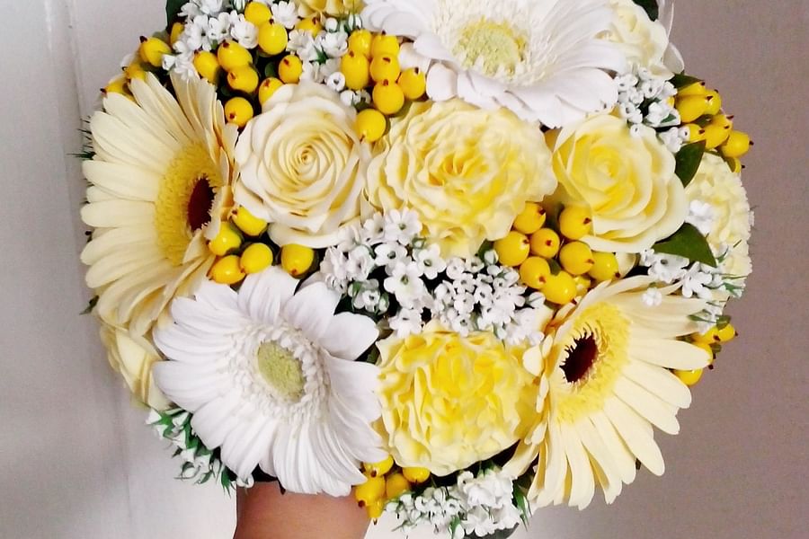 daisies wedding bouquet