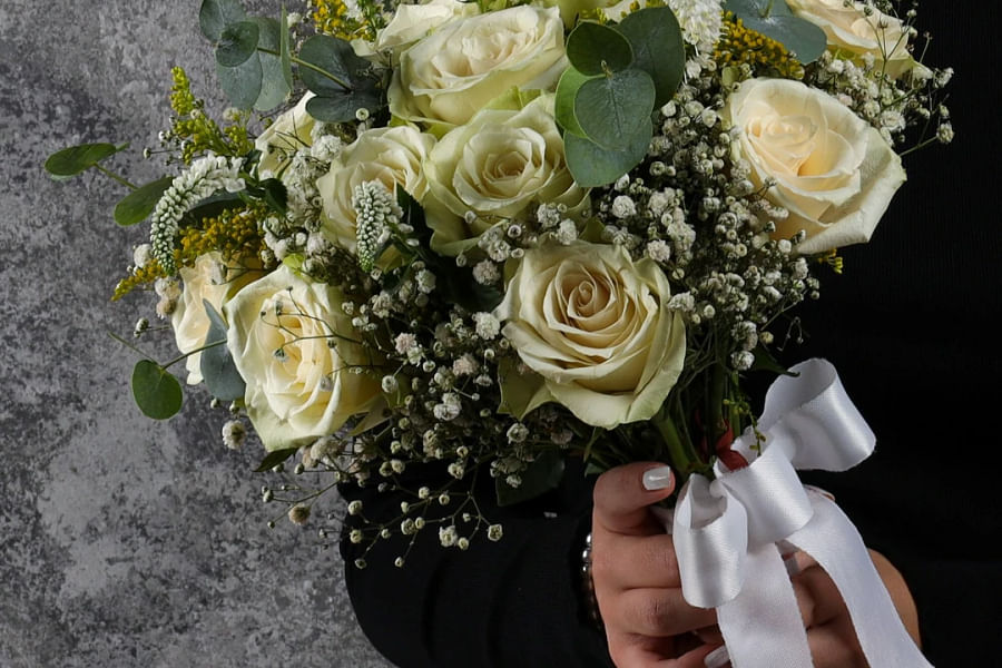exquisite wedding floral arrangements