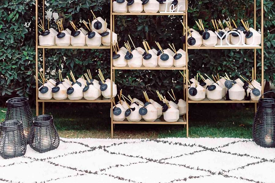 iced tea bar wedding